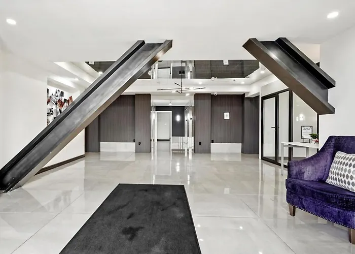 Luxury With Balcony Tulsa